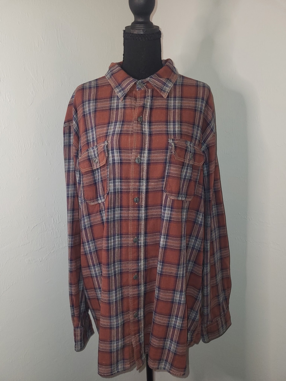 Men's Rust Plaid Button-Down Shirt with Chest Pockets